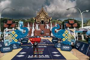 BIB: 2199
                            <button type="button" onclick="openModal(22791872)" class="btn btn-primary btn-sm float-right btn-popup" data-toggle="modal" data-target=".modal-high-quality">
                        <i class="fas fa-shopping-cart"></i> Add to Cart
                    </button>
                                            <button type="button" onclick="isThisMe(22791872, true)" class="btn btn-success btn-sm float-right btn-popup btn-isme hidden" data-toggle="tooltip" data-placement="bottom" title="นี่คือรูปของคุณใช่ไหม คลิกที่นี่เพื่อเอาเข้าอัลบั้ม">
                        <i class="fas fa-plus"></i> Add to album
                    </button>
                    <button type="button" onclick="isThisMe(22791872, false)" class="btn btn-warning btn-sm float-right btn-popup btn-isnotme hidden">
                        <i class="fas fa-ban"></i> Remove from album
                    </button>